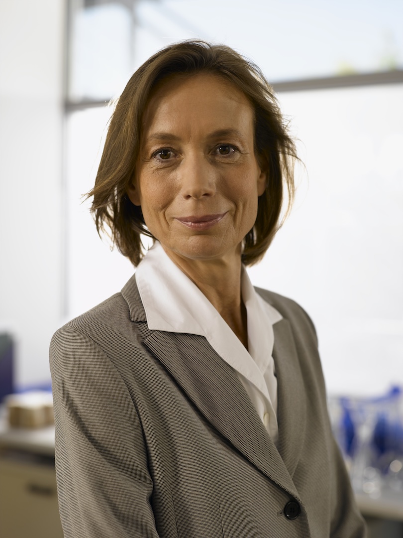 close-up-of-senior-businesswoman-smiling-indoors-2026-01-11-09-56-19-utc